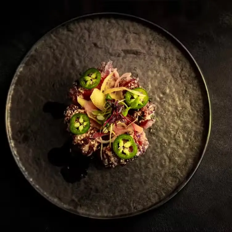Sesame-crusted tuna tataki